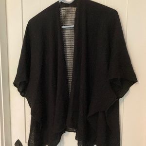 Lightweight shawl